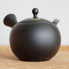 Load image into Gallery viewer, Tokoname-Yaki Teapot Black
