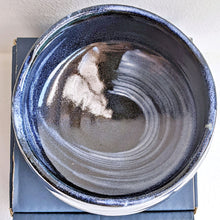 Load image into Gallery viewer, Brush Paint Mino-Yaki Matcha Bowl
