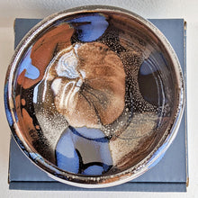 Load image into Gallery viewer, Deep-Sea Tri-color MinoYaki Matcha Bowl
