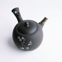 Load image into Gallery viewer, Tokoname-Yaki Black Sakura Kyushu Handmade Tea Pot
